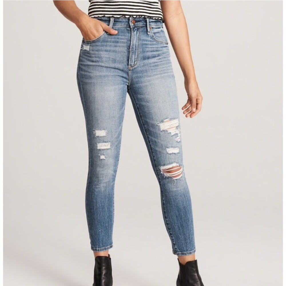 Abercrombie & Fitch High Rise Ankle Jean Blue Size 30